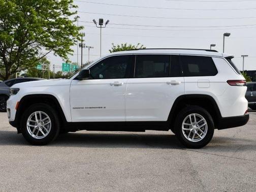 2022 Jeep Grand Cherokee L Laredo