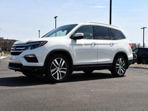 White Diamond Pearl 2016 Honda Pilot Touring
