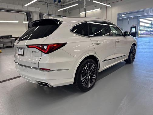 Platinum White Pearl 2026 Acura MDX Advance Package