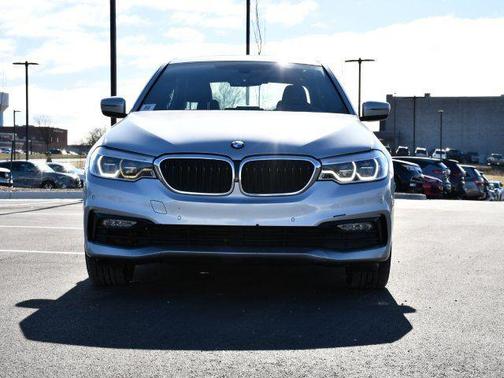 2017 BMW 540 540i