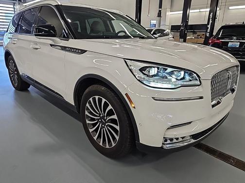 2022 Lincoln Aviator Reserve AWD