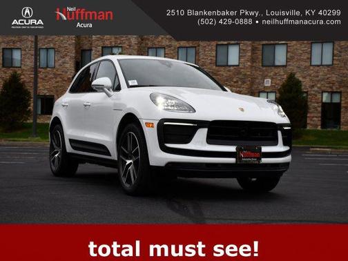 2023 Porsche Macan 