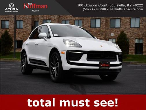 2023 Porsche Macan 