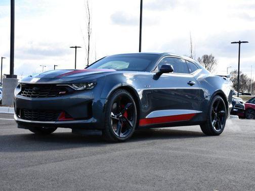 2021 Chevrolet Camaro RWD Coupe LT1