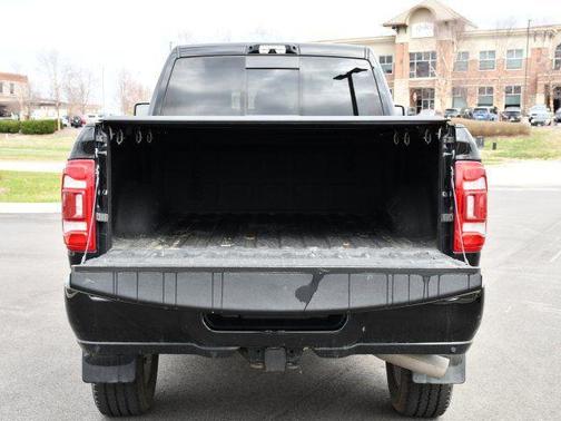 2024 RAM 2500 Laramie Crew Cab 4x4 6'4' Box