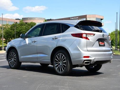 2025 Acura RDX Advance Package