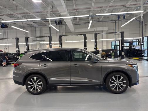 Liquid Carbon Metallic 2026 Acura MDX Technology Package