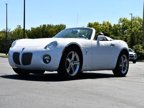 2008 Pontiac Solstice Base