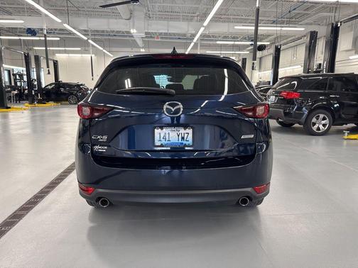 Deep Crystal Blue Mica 2018 Mazda CX-5 Touring