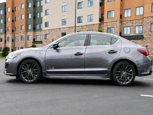 2022 Acura ILX Premium & A-SPEC Packages