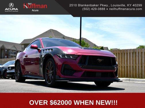 Molten Magenta Metallic Tri-coat 2025 Ford Mustang GT Premium