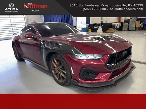 Molten Magenta Metallic Tri-coat 2025 Ford Mustang GT Premium