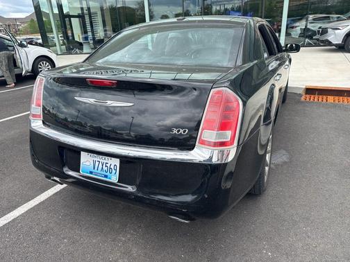 Gloss Black 2012 Chrysler 300 Limited