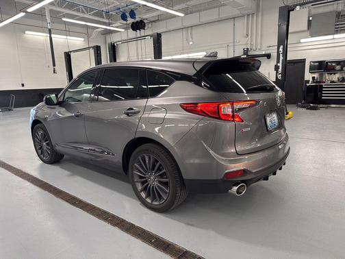 Liquid Carbon Metallic 2023 Acura RDX A-Spec Advance Package
