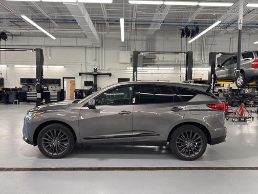 Liquid Carbon Metallic 2023 Acura RDX A-Spec Advance Package