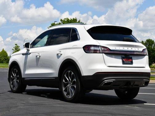 2022 Lincoln Nautilus Reserve