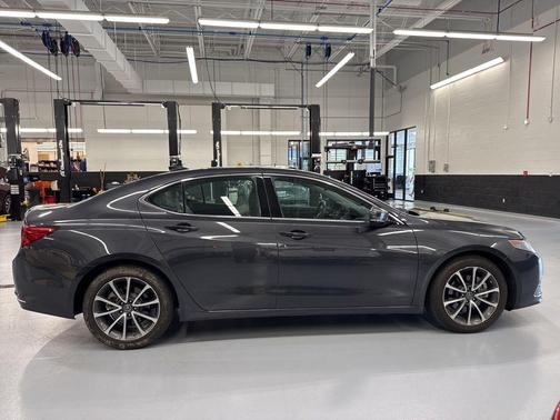 Graphite Luster Metallic 2016 Acura TLX V6 Tech