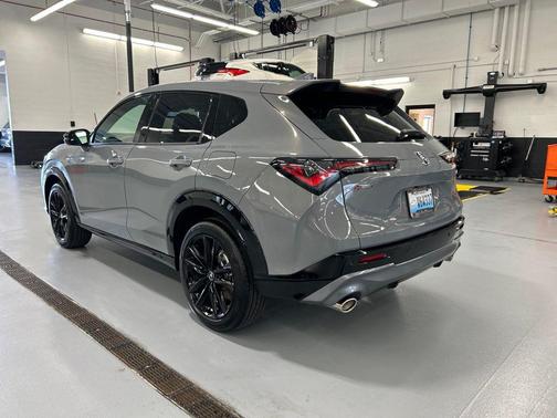 Urban Gray Pearl 2026 Acura ADX A-Spec Advance Package