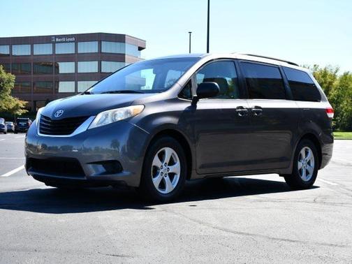 2011 Toyota Sienna Base