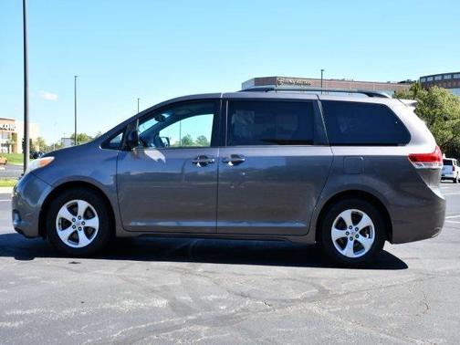 2011 Toyota Sienna Base