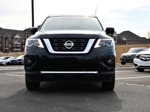 2018 Nissan Pathfinder SL