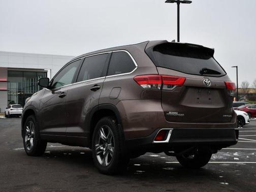 2019 Toyota Highlander Limited Platinum