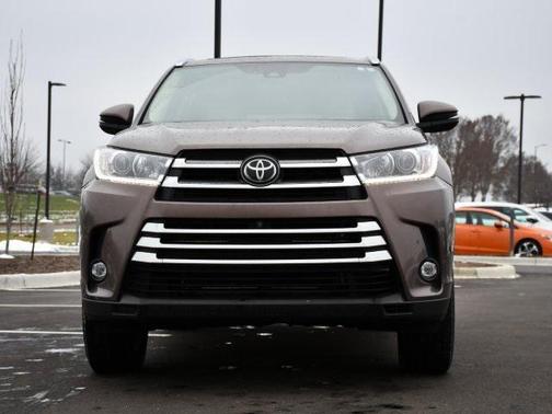 2019 Toyota Highlander Limited Platinum
