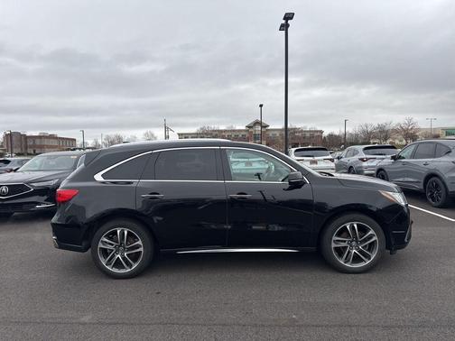 2017 Acura MDX 3.5L w/Advance Package