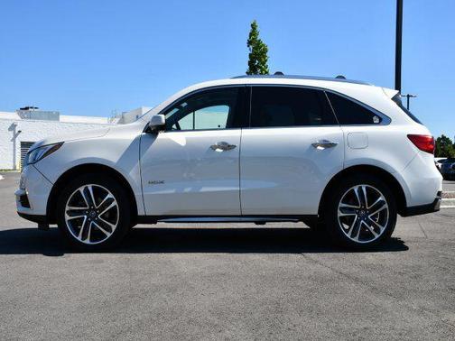 White Diamond Pearl 2017 Acura MDX 3.5L w/Advance Package