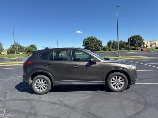 2016 Mazda CX-5 Sport