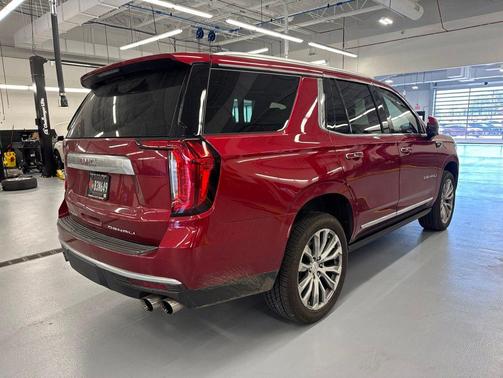 Cayenne Red Tintcoat 2022 GMC Yukon Denali