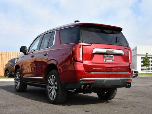 Cayenne Red Tintcoat 2022 GMC Yukon Denali