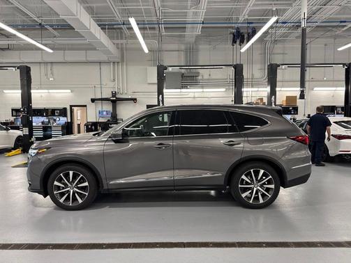 Liquid Carbon Metallic 2026 Acura MDX Technology Package