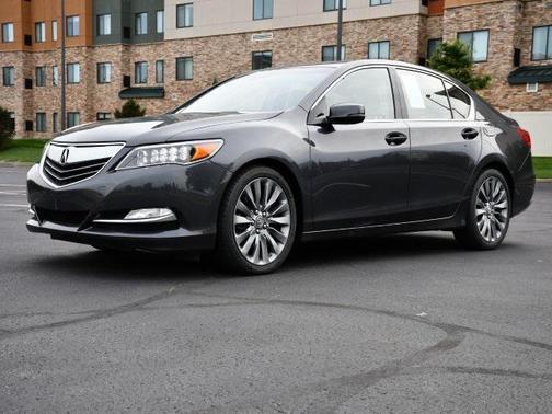 2017 Acura RLX Technology Package
