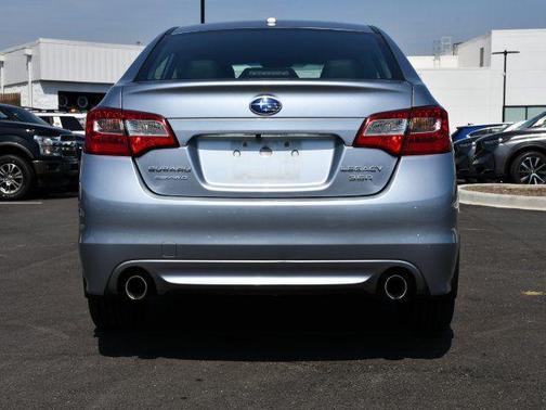 Ice Silver Metallic 2015 Subaru Legacy Limited