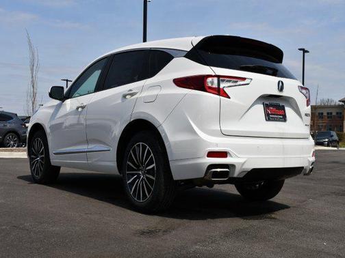 Platinum White Pearl 2026 Acura RDX Advance Package