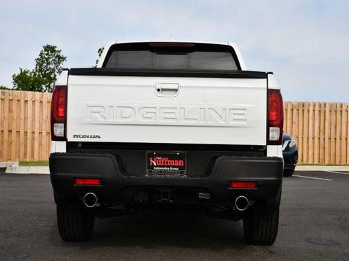 Platinum White Pearl 2024 Honda Ridgeline RTL
