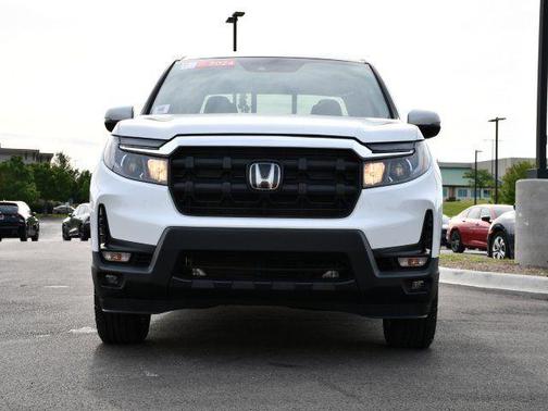 Platinum White Pearl 2024 Honda Ridgeline RTL
