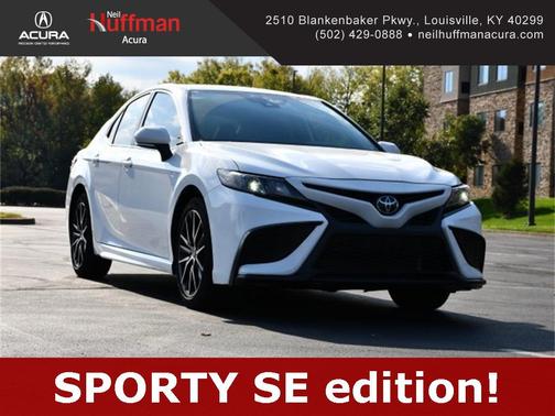 2022 Toyota Camry SE