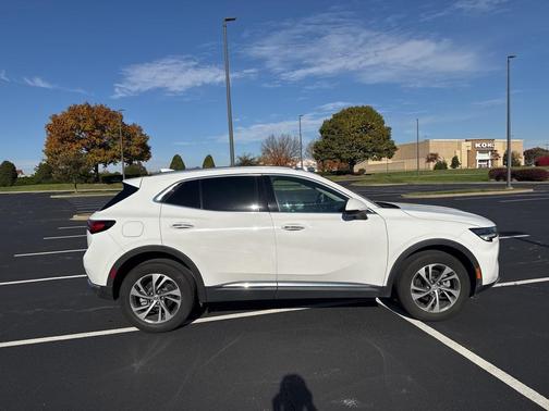 2023 Buick Envision Essence FWD