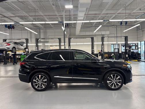 Majestic Black Pearl 2026 Acura MDX Technology Package