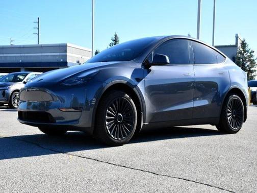 2023 Tesla Model Y Long Range Dual Motor All-Wheel Drive