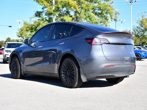 2023 Tesla Model Y Long Range Dual Motor All-Wheel Drive