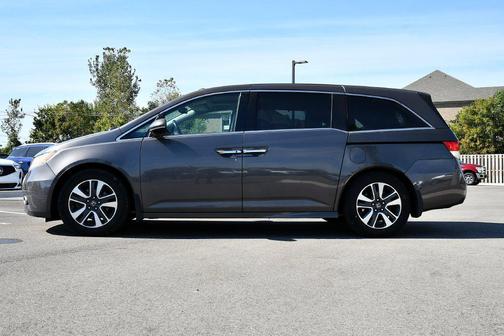 Modern Steel Metallic 2016 Honda Odyssey Touring Elite