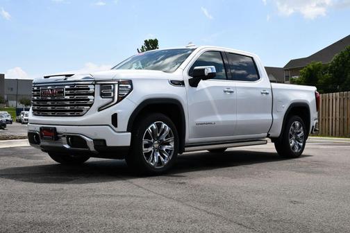 White Frost Tricoat 2023 GMC Sierra 1500 Denali