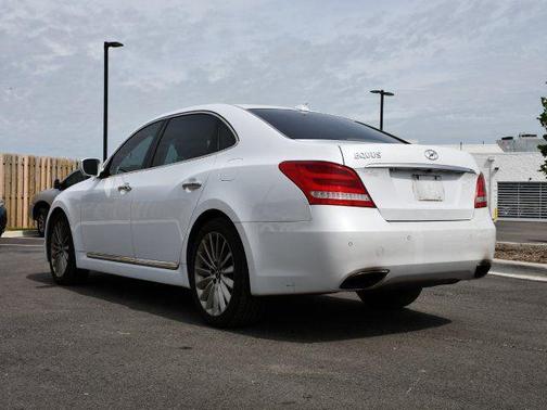 Casablanca White 2015 Hyundai Equus Signature