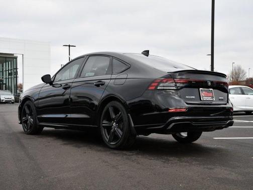 2023 Honda Accord Hybrid Base