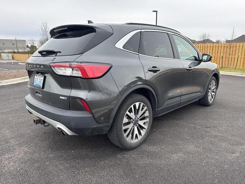 2020 Ford Escape Titanium