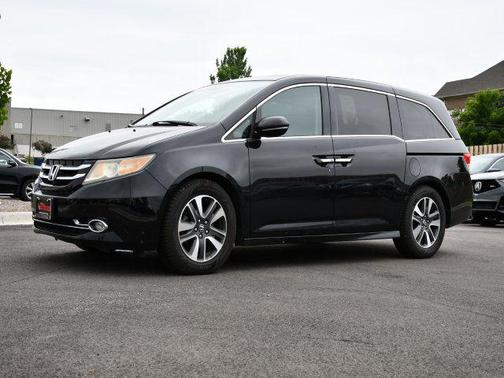 Crystal Black Pearl 2016 Honda Odyssey Touring Elite