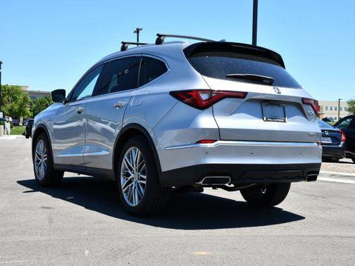 Lunar Silver Metallic 2022 Acura MDX Advance Package